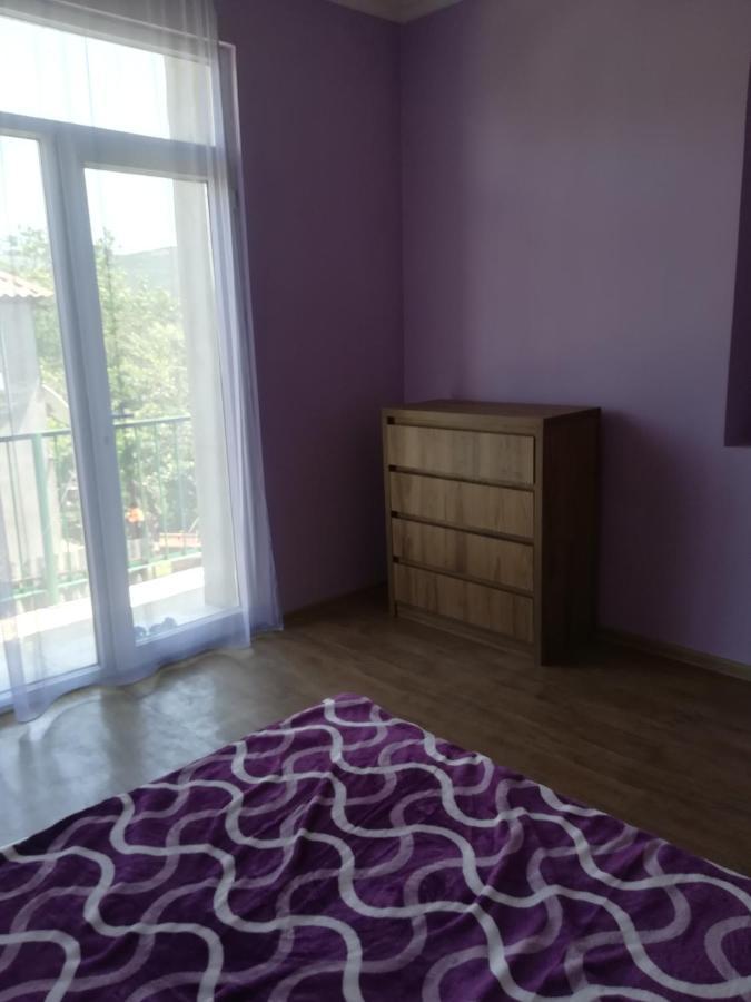 Guest House Luka Manglisi Kültér fotó