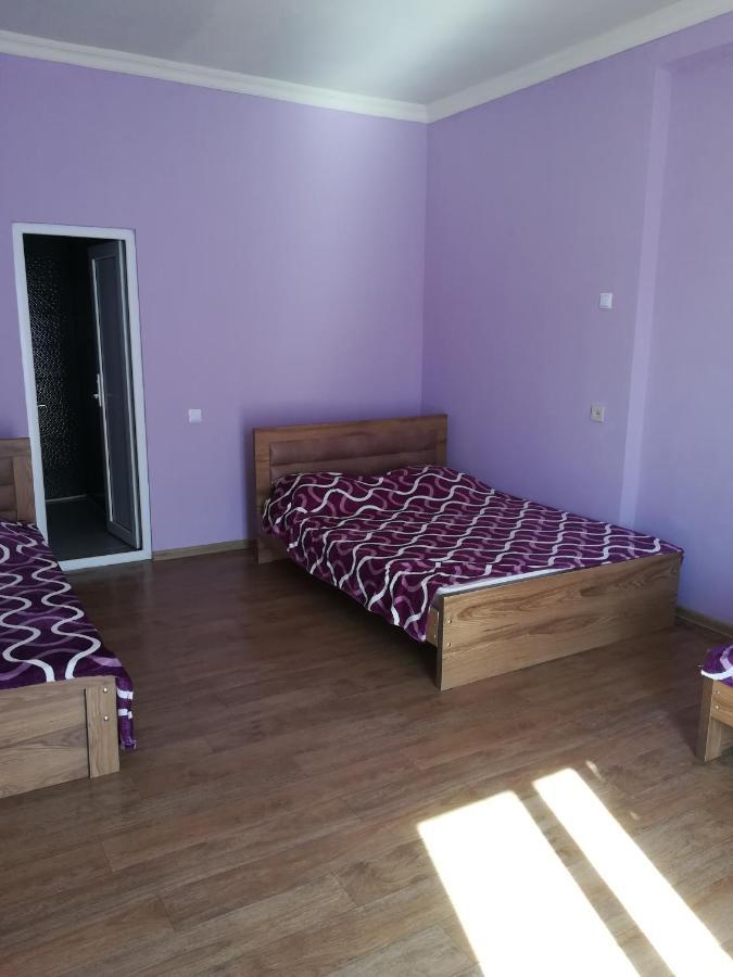 Guest House Luka Manglisi Kültér fotó